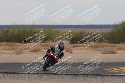 media/Sep-11-2022-SoCal Trackdays (Sun) [[81b7e951af]]/Turn 7 (1145am)/